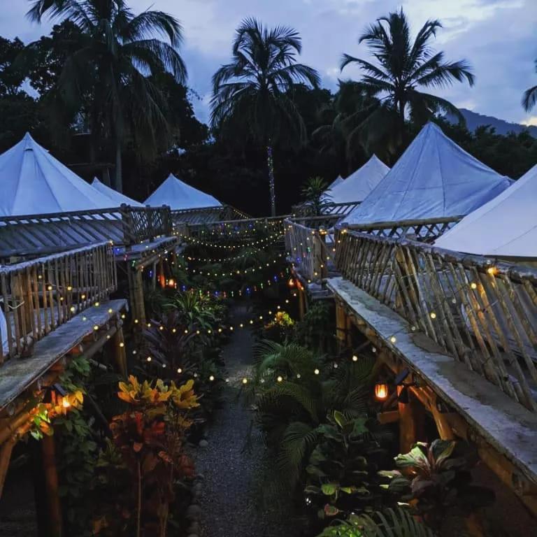 Glamping Due Amici Hotel Паломино Екстериор снимка