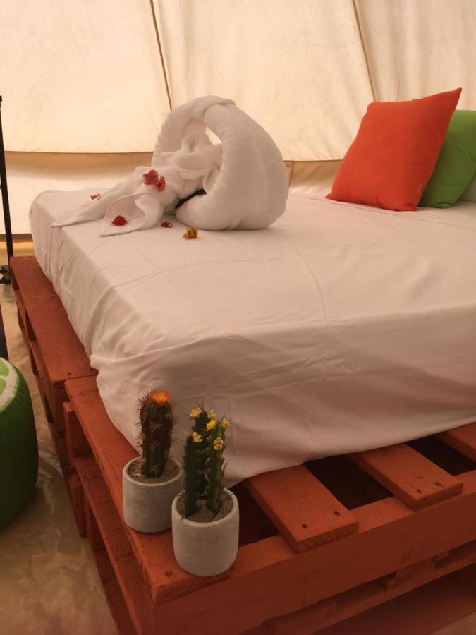 Glamping Due Amici Hotel Паломино Екстериор снимка