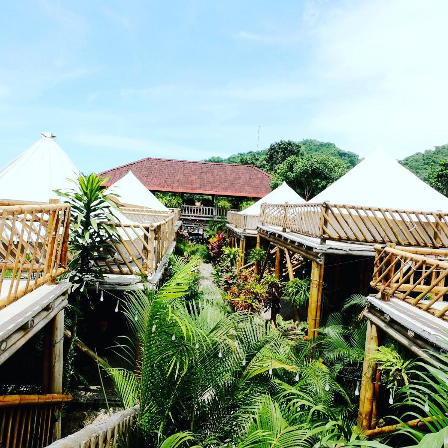 Glamping Due Amici Hotel Паломино Екстериор снимка