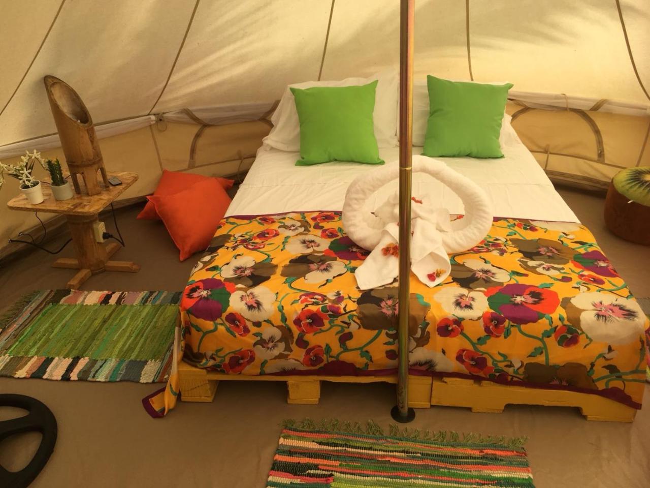 Glamping Due Amici Hotel Паломино Екстериор снимка